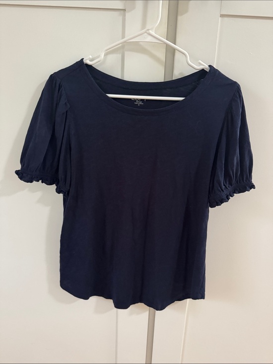 LOFT Tops - LOFT outlet Women's Navy Puff Sleeve Tee - Classic Scoop Neck